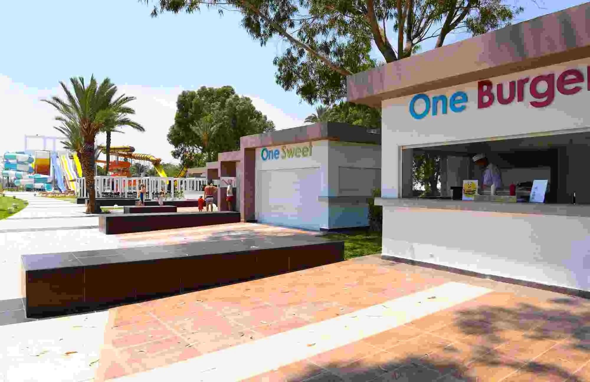 One Resort Aqua Park and Spa - Vue 5